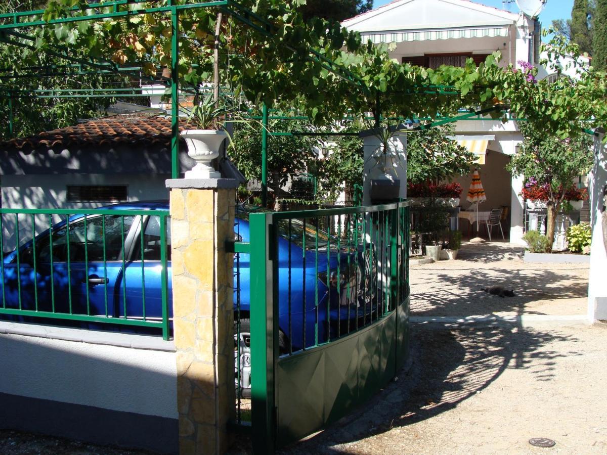 Apartments By The Sea Jadrija, Sibenik - 11356 Ngoại thất bức ảnh