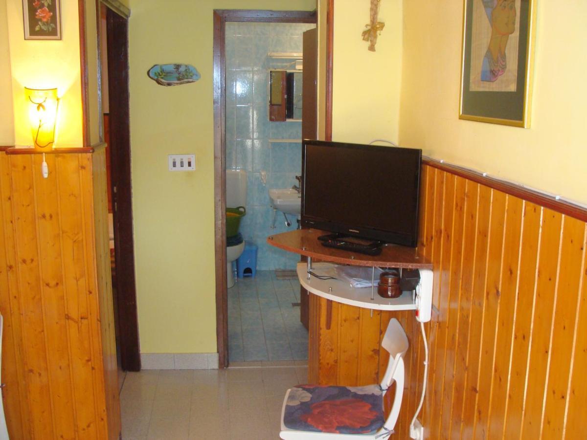 Apartments By The Sea Jadrija, Sibenik - 11356 Ngoại thất bức ảnh